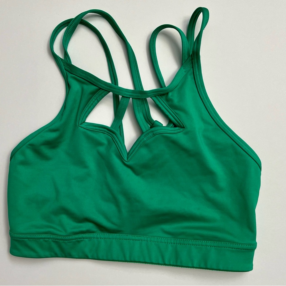 Victorias Secret Sport The Show-Off Strappy Wireless Sports Bra